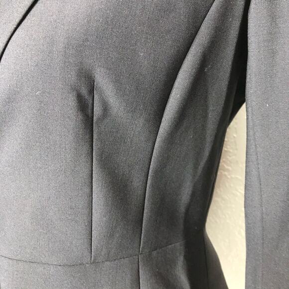 Theory Liv Tailor black wool button front blazer size 4 - Picture 5 of 16